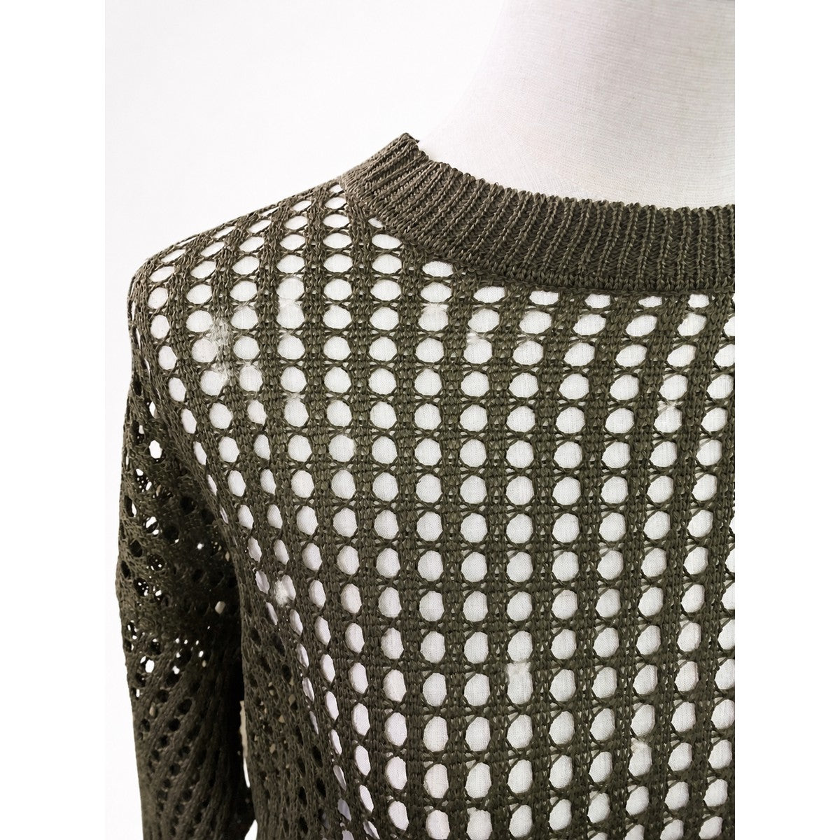 Knit/メッシュニットルーズトップス ST/No.22018 カーキ 実物撮影 生地アップ