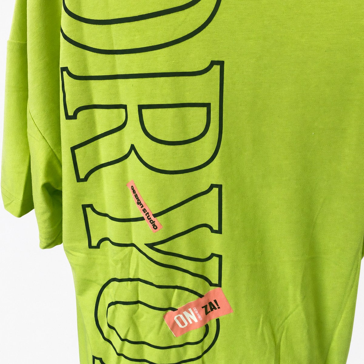 ネオンTシャツ ライム 実物撮影 デザイン部分