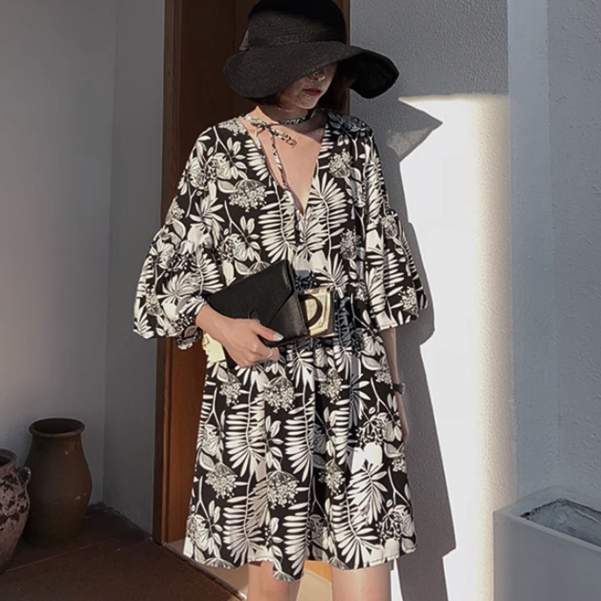 Dress/モノトーンボタニカルワンピース ST/No.22100