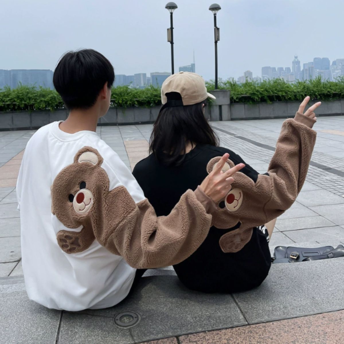 Tops/くまスリーブ裏起毛トレーナー ST/No.22202