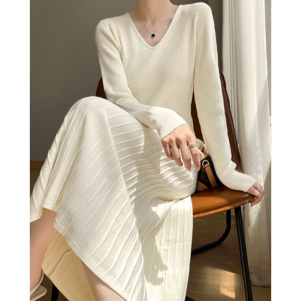 Dress/Vネック美シルエットワンピース ST/No.22221