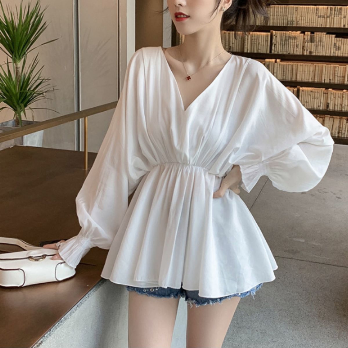 Blouse/ペプラムフレアブラウス ST/No.22319