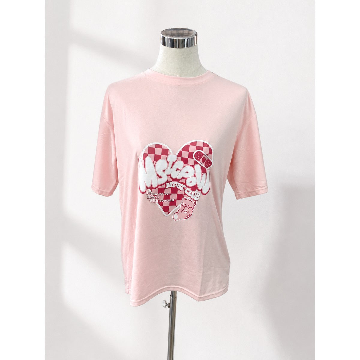 プリントTシャツ ピンク 実物撮影 正面