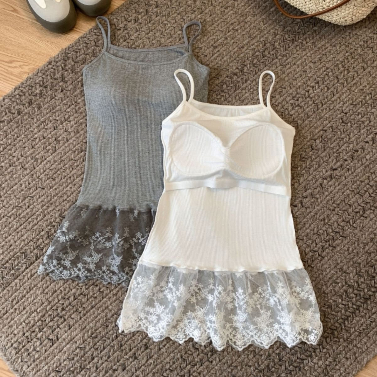 Tops/カップ付き裾レースキャミソール ST/No.22416