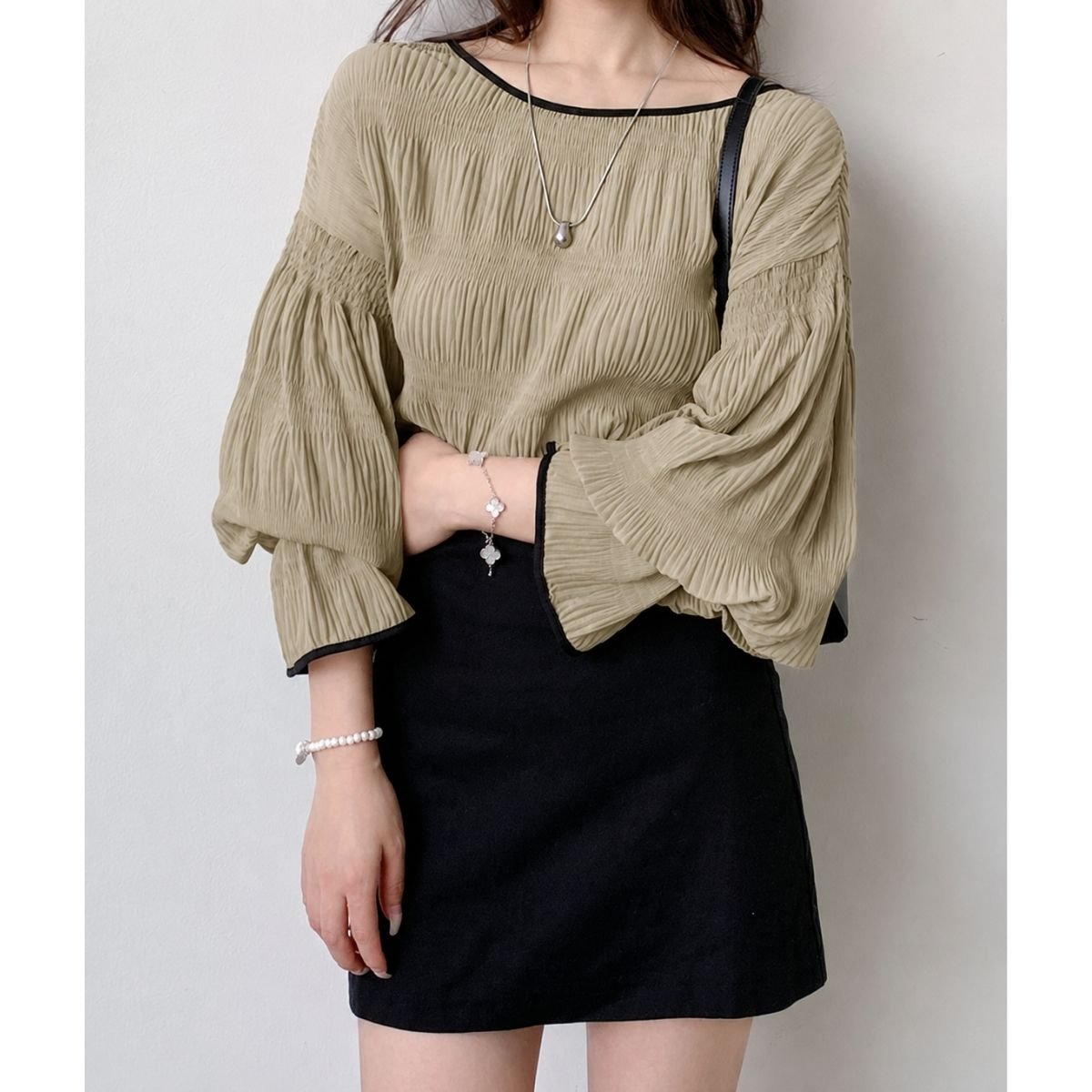 Blouse/ボリュームプリーツブラウス ST/No.22426